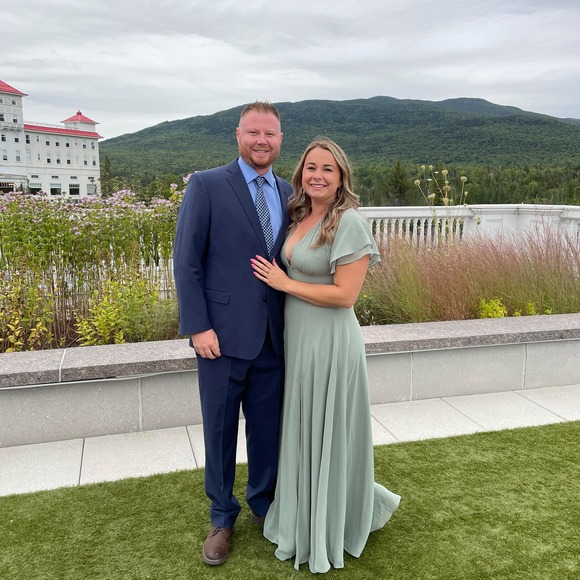 Meet your Posher, Courtney - Picture 1 of 1